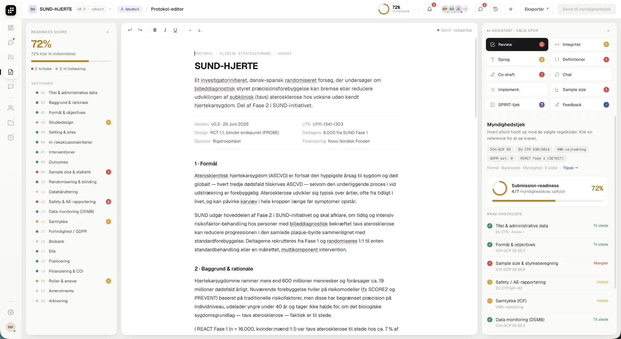 Adhera protokol-editor med readiness-score, AI-assistent og myndighedstjek